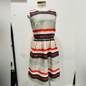 Multicolored dress, polyester, used and in good condition